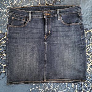 LEVI'S 31 SUPER STRETCH MINI